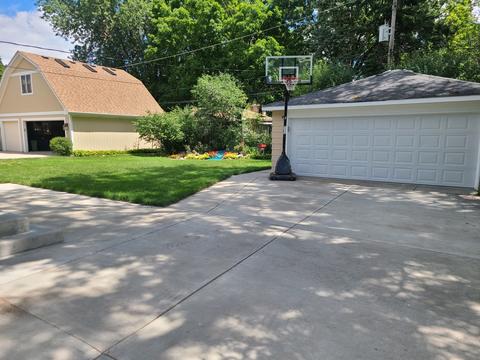417 S Rush St, Itasca, IL 60143 photo 4