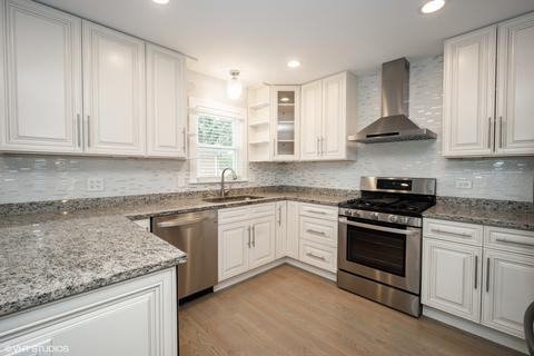 417 S Rush St, Itasca, IL 60143 photo 7