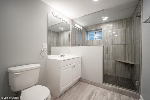 417 S Rush St, Itasca, IL 60143 photo 24