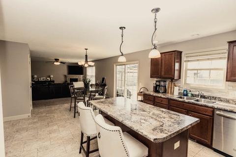 901 Approach Rd, Normal, IL 61761 photo 19