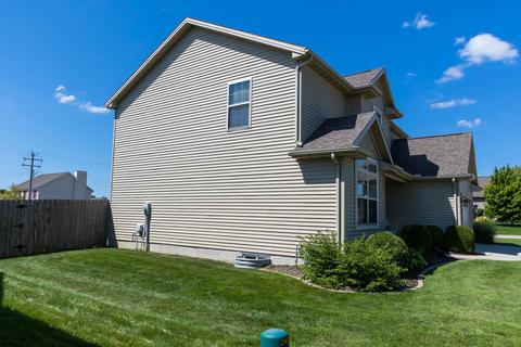 901 Approach Rd, Normal, IL 61761 photo 3