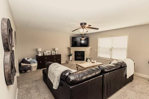 901 Approach Rd, Normal, IL 61761 photo 12