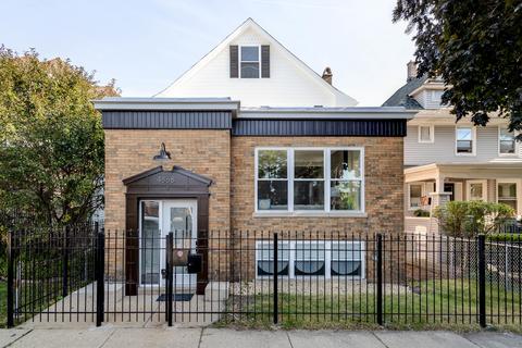 4868 W Warner Ave, Chicago, IL 60641 photo 1