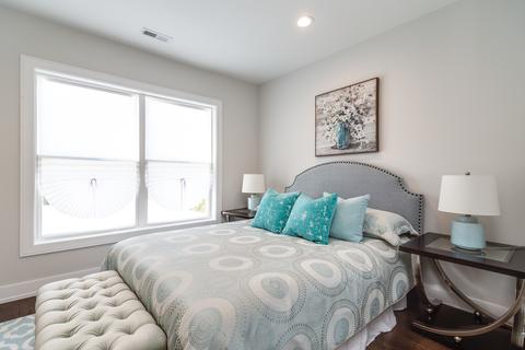 4868 W Warner Ave, Chicago, IL 60641 photo 15