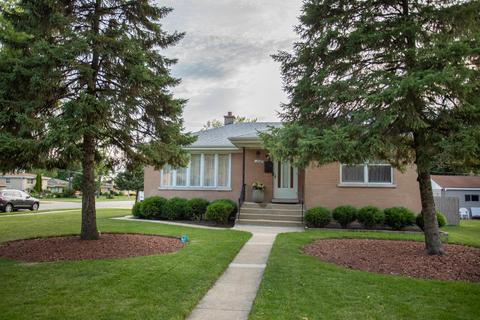 1992 Ash St, Des Plaines, IL 60018 photo 1
