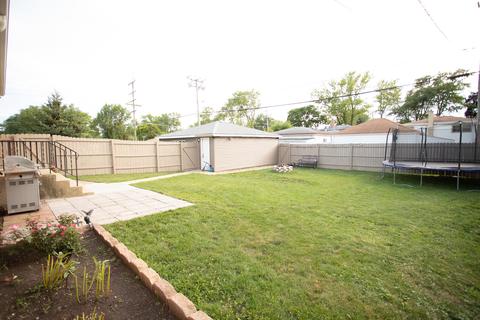 1992 Ash St, Des Plaines, IL 60018 photo 32