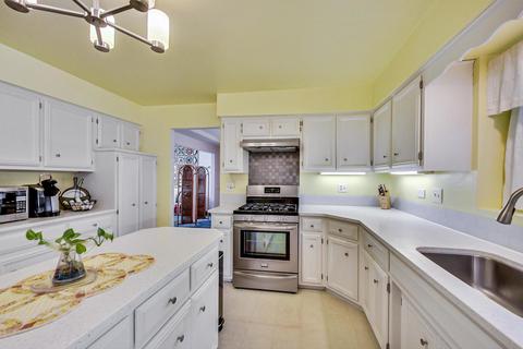 24930 W Illini Dr, Plainfield, IL 60544 photo 8