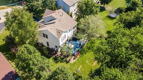 1490 Knotty Pine Dr, Elgin, IL 60123 photo 24