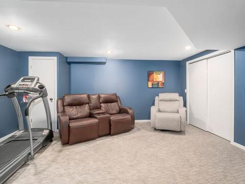 1490 Knotty Pine Dr, Elgin, IL 60123 photo 19