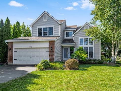 1490 Knotty Pine Dr, Elgin, IL 60123 photo 1