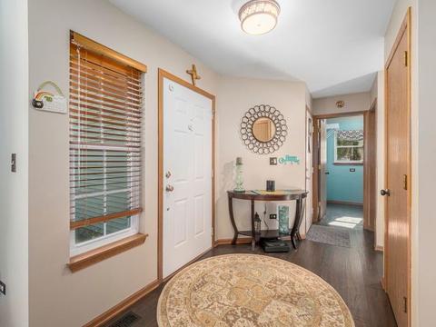 1490 Knotty Pine Dr, Elgin, IL 60123 photo 20