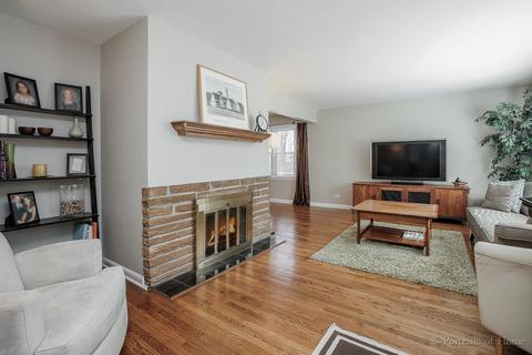 225 W Park Ave, Wheaton, IL 60189 photo 4