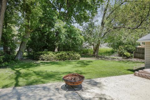 225 W Park Ave, Wheaton, IL 60189 photo 20