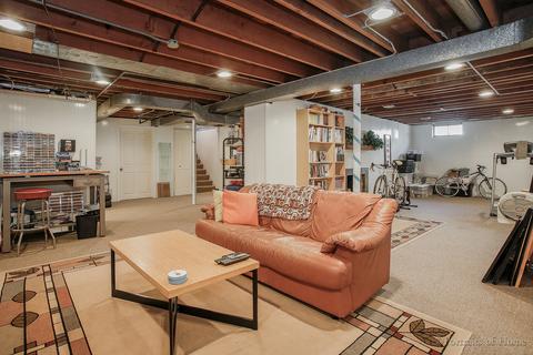 225 W Park Ave, Wheaton, IL 60189 photo 16