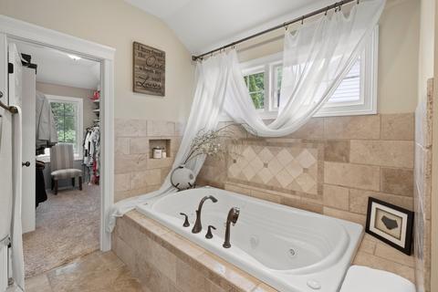 2181 Embden Ln, Wheaton, IL 60189 photo 23