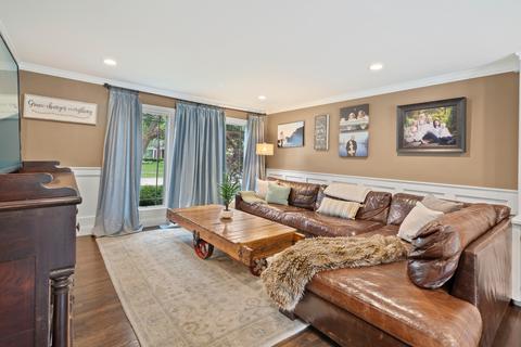 2181 Embden Ln, Wheaton, IL 60189 photo 7