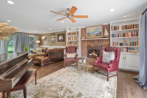 2181 Embden Ln, Wheaton, IL 60189 photo 5