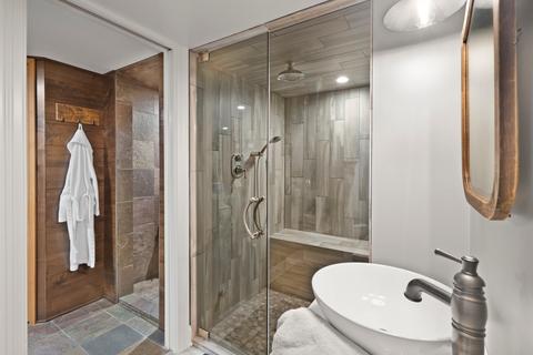 2181 Embden Ln, Wheaton, IL 60189 photo 38