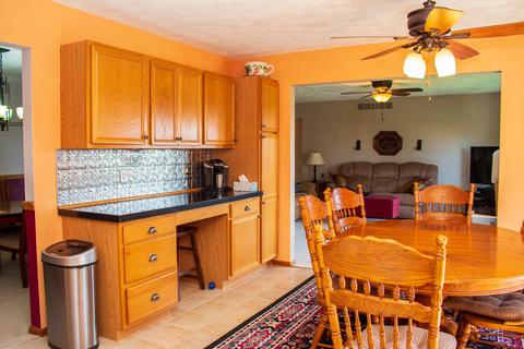 706 Rosemare Dr, Roscoe, IL 61073 photo 6