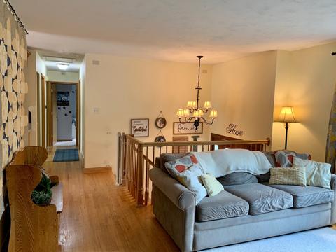 1123 Kent Ct, Wheaton, IL 60189 photo 4