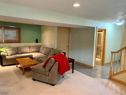1123 Kent Ct, Wheaton, IL 60189 photo 17