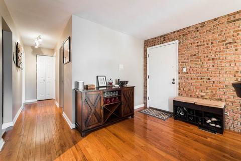 332 Sheridan Rd #2C, Willowbrook, IL 60527 photo 9