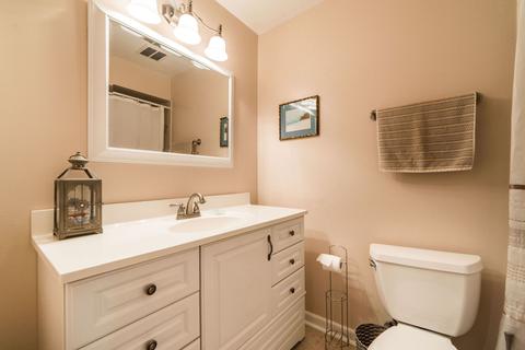 332 Sheridan Rd #2C, Willowbrook, IL 60527 photo 12