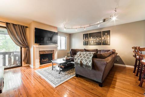 332 Sheridan Rd #2C, Willowbrook, IL 60527 photo 3