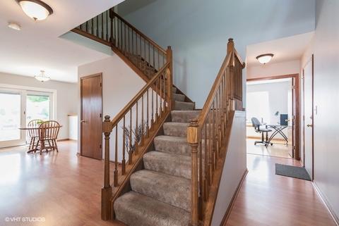 1265 Sycamore St, Elgin, IL 60123 photo 2