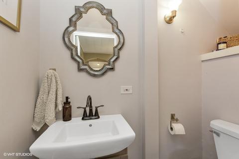 367 Walnut Ave, Elgin, IL 60123 photo 8