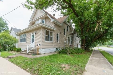 601 E Oakland Ave, Bloomington, IL 61701 photo 3