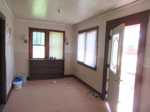 106 E Hancock St, Longview, IL 61852 photo 4