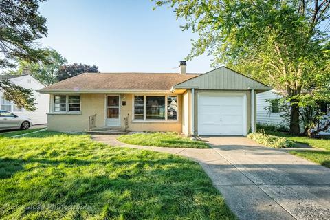 1249 Wayne Dr, Des Plaines, IL 60018 photo 1