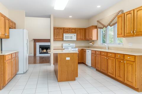3670 Reserve Dr, Algonquin, IL 60102 photo 9