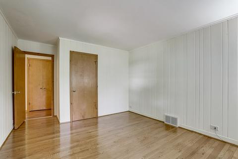 816 Murray Ave, Elgin, IL 60123 photo 21