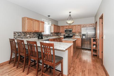 1900 Trappers Ct, Mchenry, IL 60050 photo 8