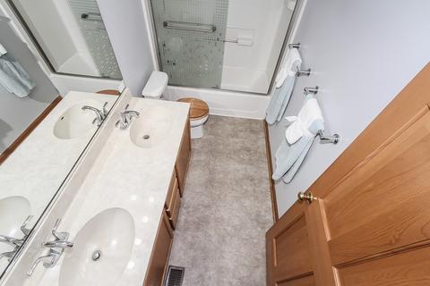 1900 Trappers Ct, Mchenry, IL 60050 photo 25