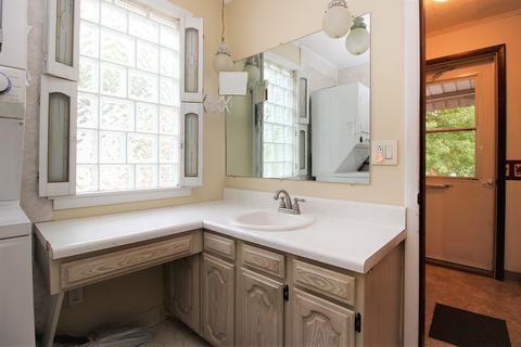 1207 S 3rd Ave, Kankakee, IL 60901 photo 11
