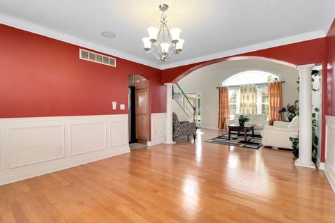 3908 Brookline Ln, Bloomington, IL 61705 photo 9