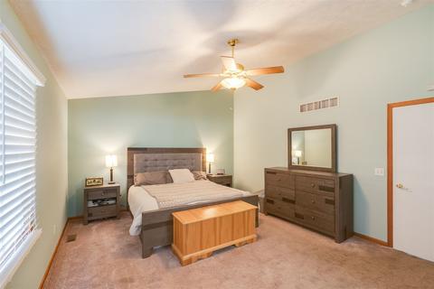1105 Oak Hill St, Normal, IL 61761 photo 17