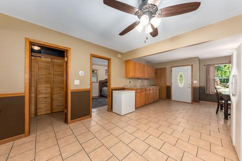 309 E Prairie St, Plano, IL 60545 photo 5
