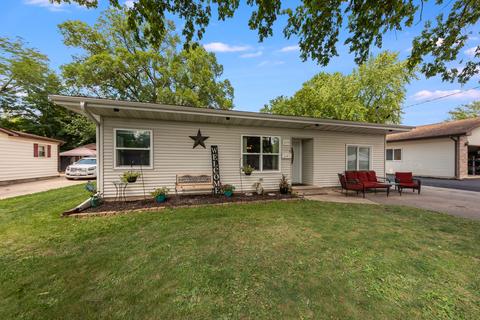 309 E Prairie St, Plano, IL 60545 photo 2
