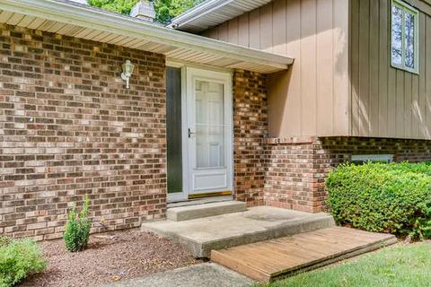 39 W085 Cliff Dr, Elgin, IL 60124 photo 4