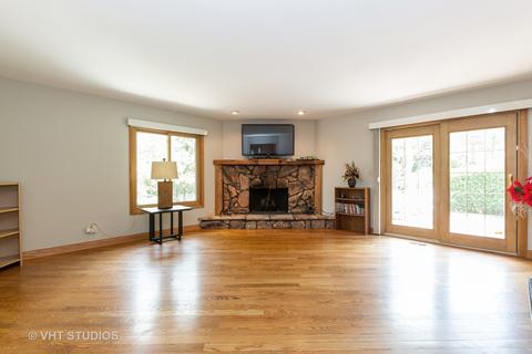 1104 Nottingham Ln, Elgin, IL 60120 photo 6