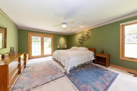 1104 Nottingham Ln, Elgin, IL 60120 photo 10