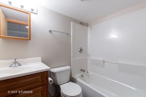 1104 Nottingham Ln, Elgin, IL 60120 photo 15