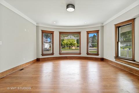 519 E 11th St, Lockport, IL 60441 photo 7