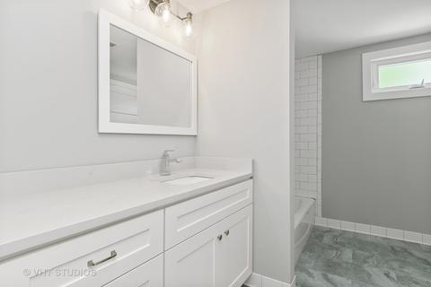 519 E 11th St, Lockport, IL 60441 photo 25
