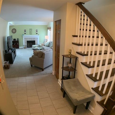 1061 Devonshire Ave, Naperville, IL 60540 photo 2