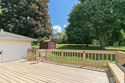 2201 W Johnsburg Rd, Johnsburg, IL 60051 photo 4